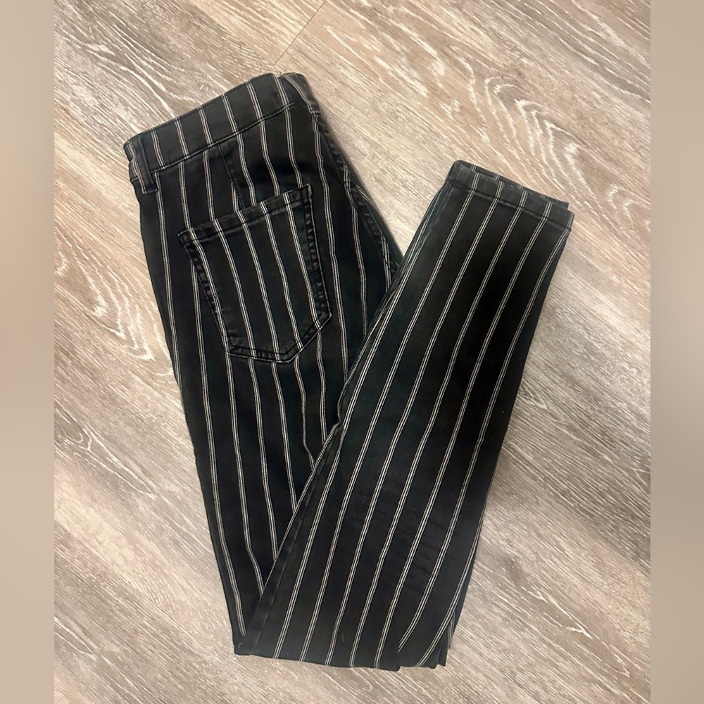 Bershka Striped Black and White Women Jeans